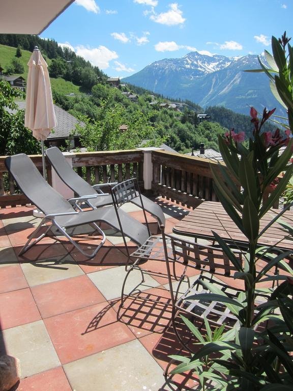 La Demeure Des Elfes Bed and Breakfast Albinen Exteriör bild