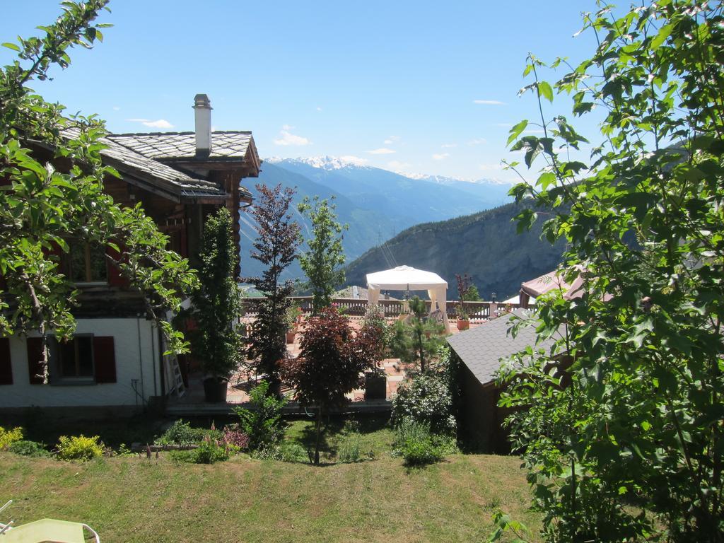 La Demeure Des Elfes Bed and Breakfast Albinen Exteriör bild