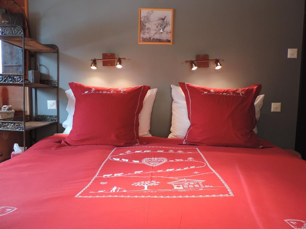 La Demeure Des Elfes Bed and Breakfast Albinen Rum bild